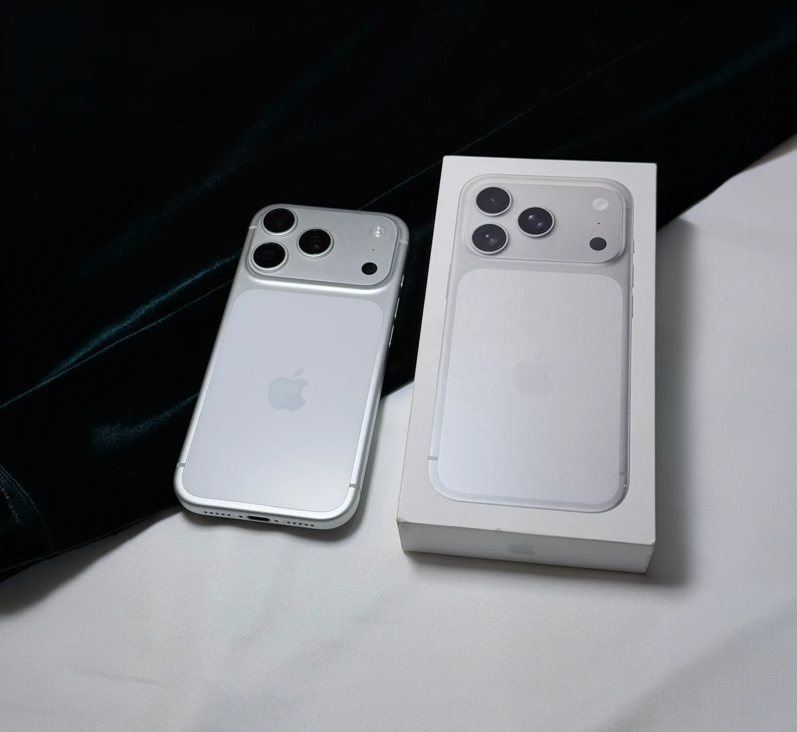 iPhone 17 Pro de 1 TB en venta, vista principal del equipo